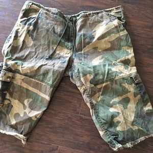 Size XL embellished camo shorts